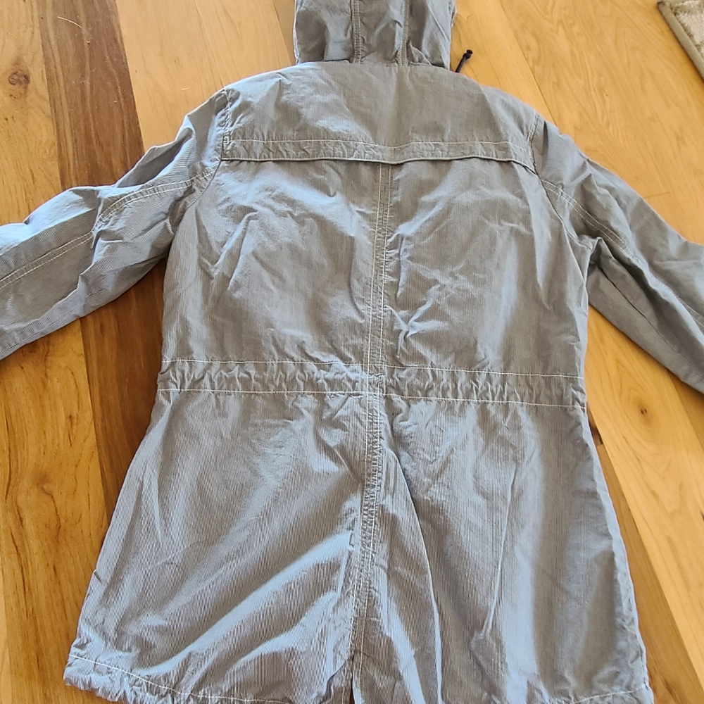 CLEARANCE 3/$15 Blue and White Striped C&A Outerwear Company anorak jacket mediu - Picture 9 of 15